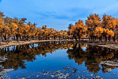 《椅子》登陆PC平台 奇葩主角异次元动作游戏